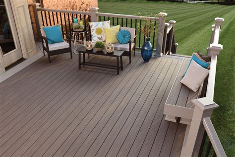 Exploring Different Colors and Textures of PVC Decking Covers for Your Magic Deck